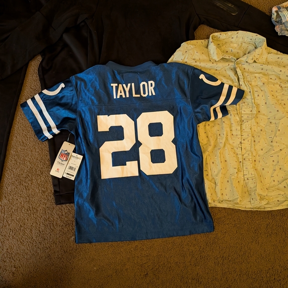 Boys Clothing Lot Size 10/12 - Picture 1 of 4